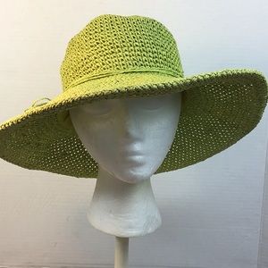 August  Woven Straw Sun Hat Packable
